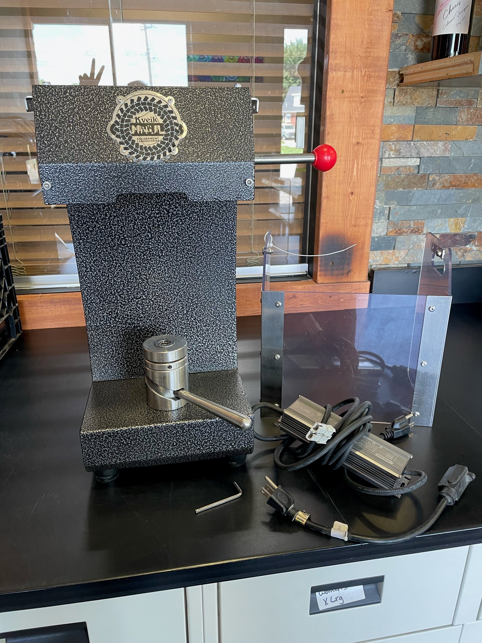 USED Compact Bench Top Can Seamer