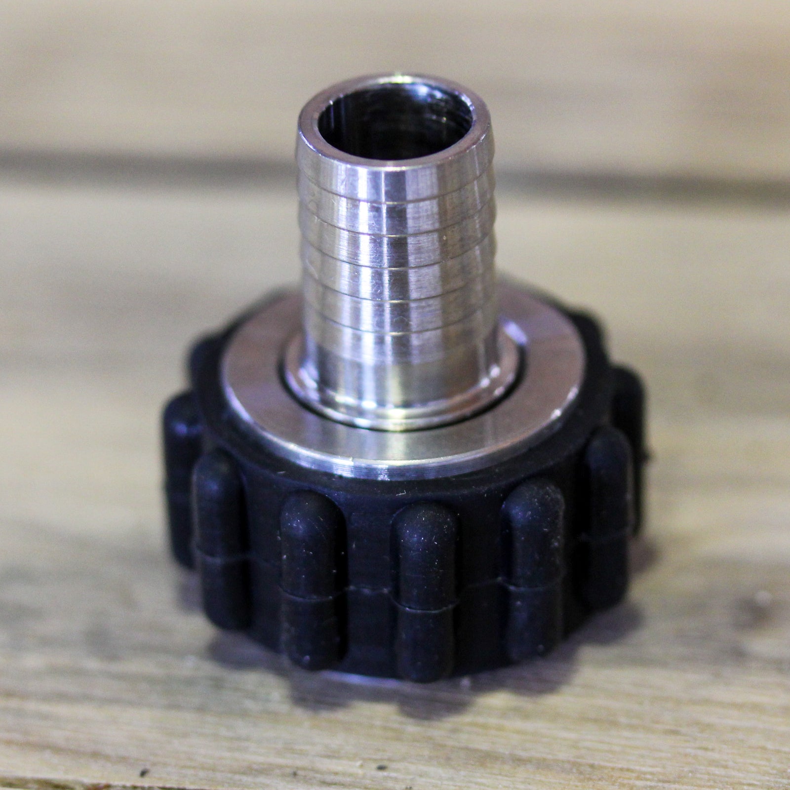 Quick Connector - 1/2" Female NPT x 1/2" OD Barb